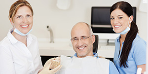 Zahnersatz, Zahnimplantate, Zirkondioxid